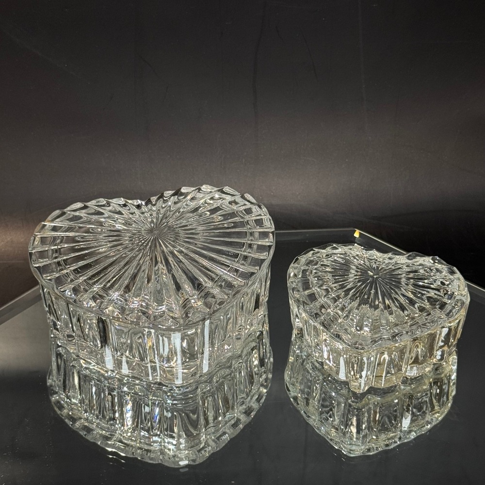 Vintage Set Crystal Heart Shaped Trinket Jewelry Vanity Boxes Sunburst Pattern